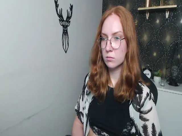 Live sex webcam photo for KISSxGABBY #254541127