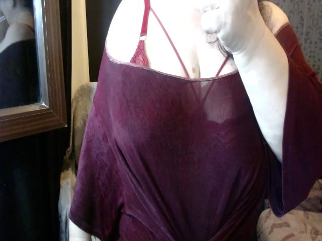 Live sex webcam photo for MissSanjane #252418973