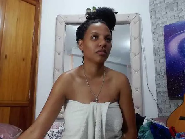 Live sex webcam photo for ZoeFerreira #246840972