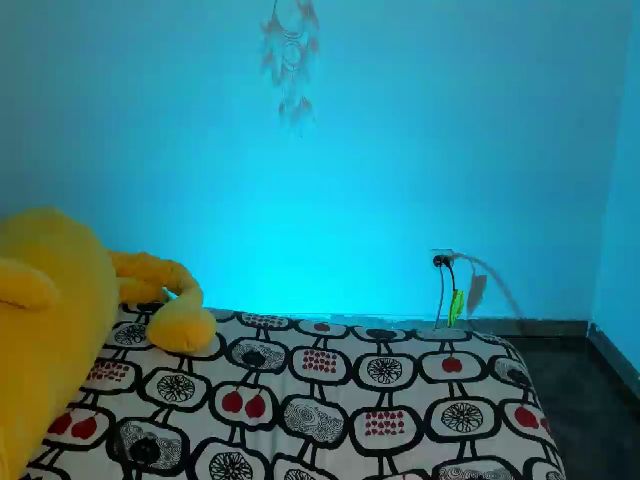 Live sex webcam photo for Evee_moonz #254046462