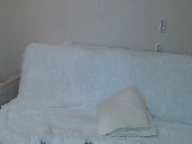 Live sex webcam photo for MilaSwan #262287207