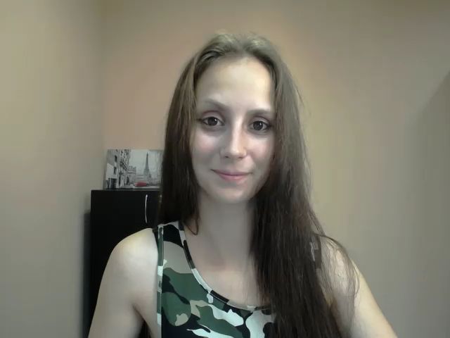 Live sex webcam photo for CuddliesNikki #253176678