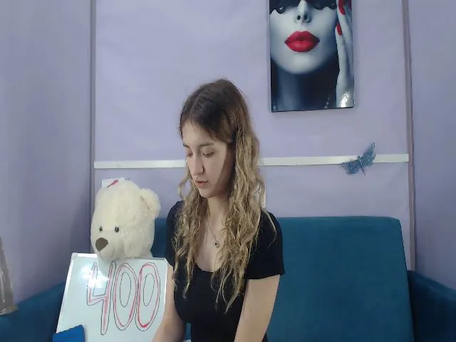 Live sex webcam photo for Bonnikukla #252749553