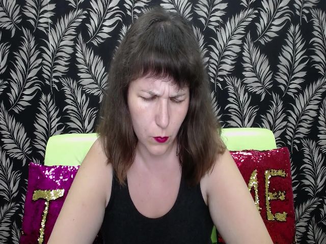 Live sex webcam photo for AliceInks #253790390