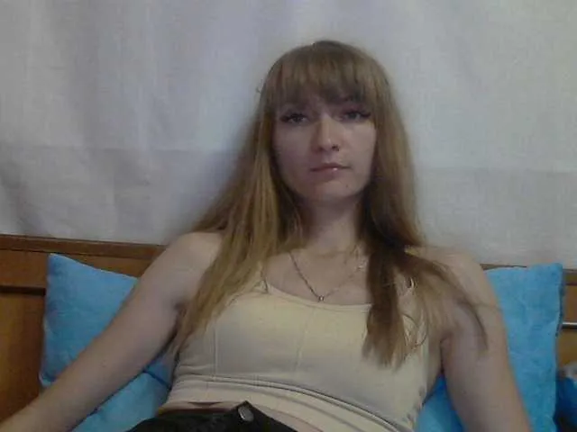 Live sex webcam photo for AsyaBlond #246320448