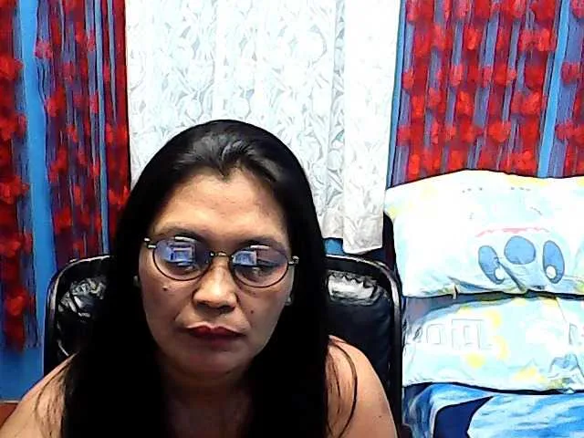 Live sex webcam photo for hOtGranny4u #241209751