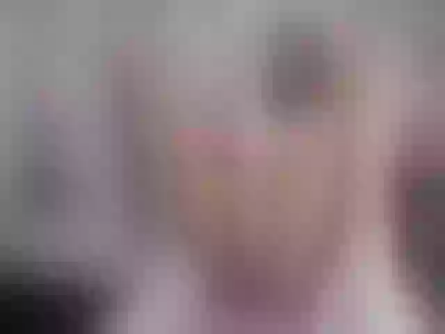 Live sex webcam photo for SexyAshley2x #264139181