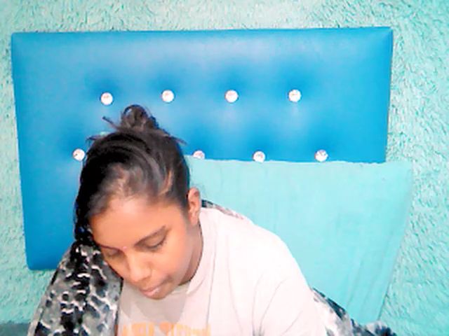 Live sex webcam photo for Indianpride #258513147