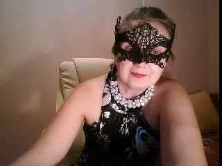 Live sex webcam photo for leeloofire #240527610