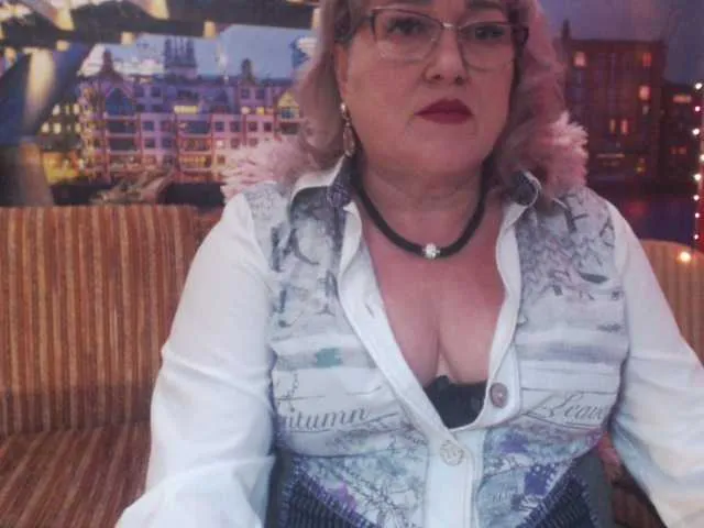 Live sex webcam photo for StarMarmelada #241162881