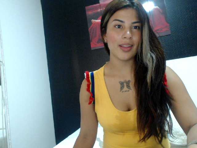 Live sex webcam photo for DulceDavalo #243140966