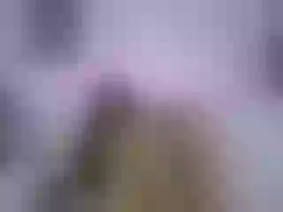 Live sex webcam photo for Abigail-v #240761815