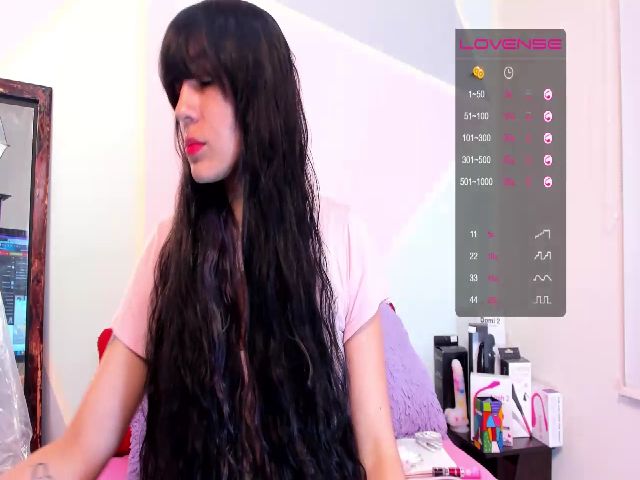 Live sex webcam photo for Violetatoo #255976066