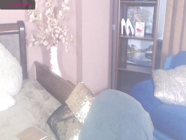 Live sex webcam photo for Kelly7B #260771877