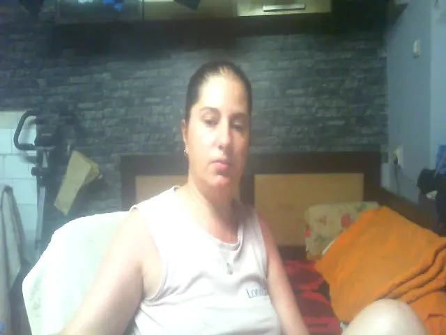 Live sex webcam photo for MGabrielle #255571026