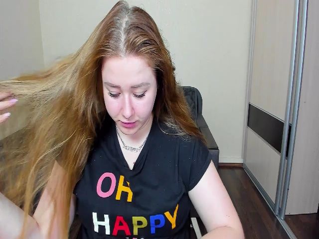 Live sex webcam photo for MissDiaa #258668363