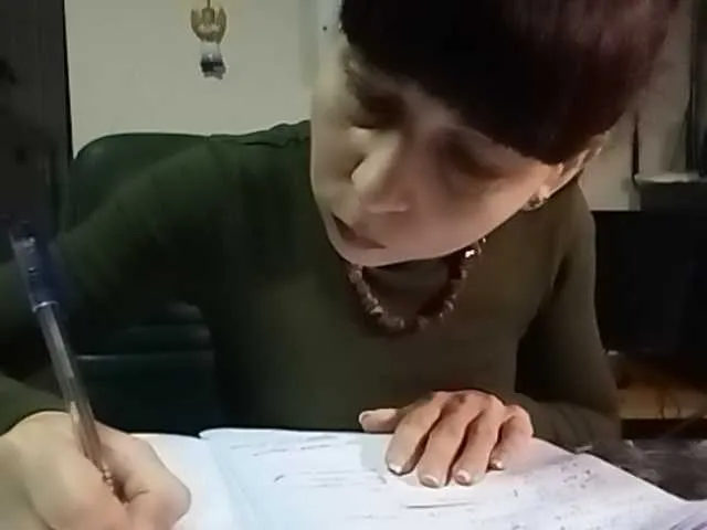 Live sex webcam photo for caroliiine #241326341