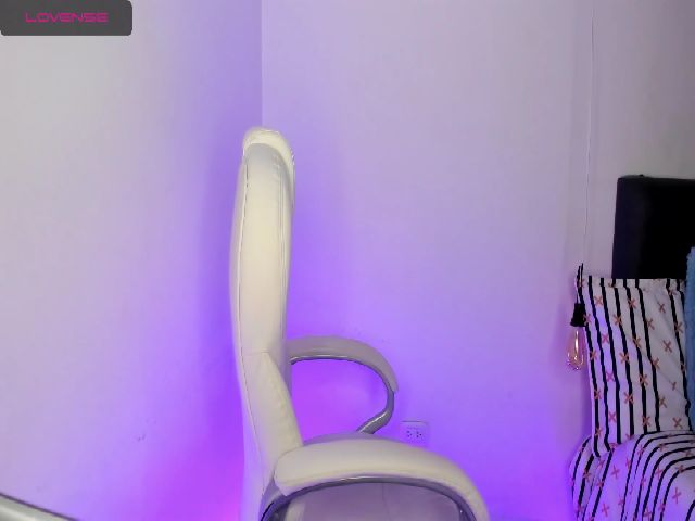 Live sex webcam photo for SalemJimenez #254028988