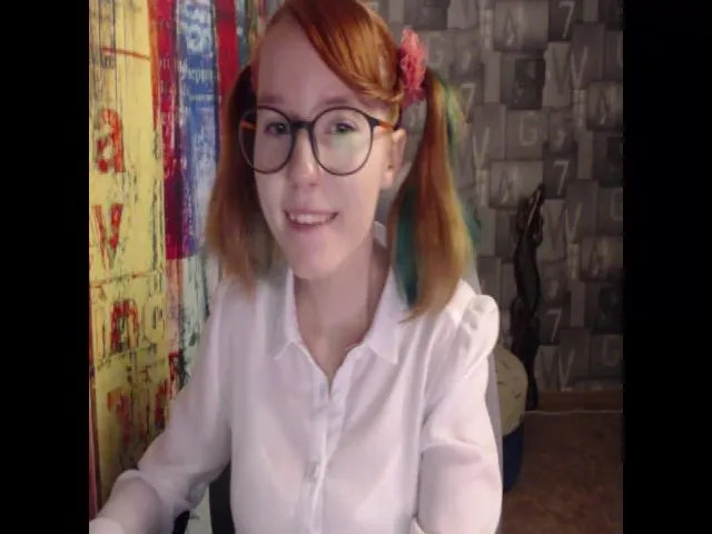 Live sex webcam photo for NikiFoks18 #264090389