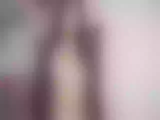 Live sex webcam photo for Noonalatin #259387043