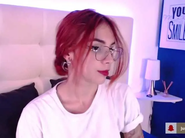 Live sex webcam photo for ArannaMartine #241098878