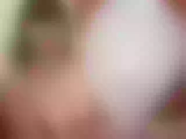 Live sex webcam photo for araartist #257751133