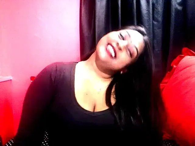 Live sex webcam photo for Indianstorm4u #260376050