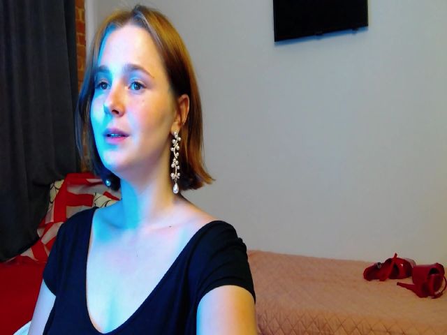 Live sex webcam photo for CindyWood #254519568