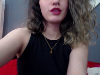 Live sex webcam photo for Maggie-evans5 #240485684