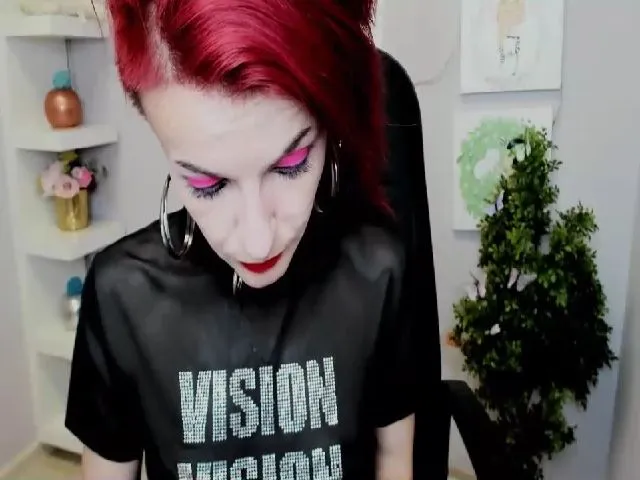 Live sex webcam photo for RubyBlaze #253773844