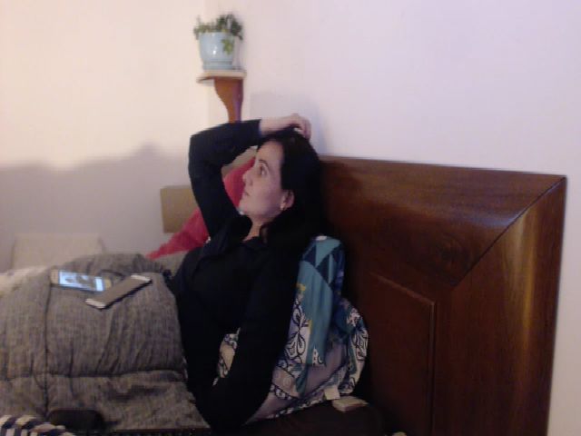 Live sex webcam photo for isabellazee2 #257277278