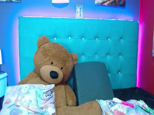 Live sex webcam photo for Carla_adams #254050246