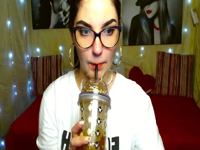 Live sex webcam photo for NataBorerro__ #259409705