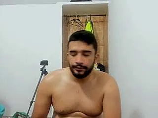 Live sex webcam photo for bigtomy69 #244684464