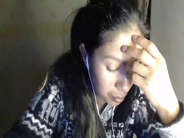 Live sex webcam photo for CHILENITAHOT #255827111