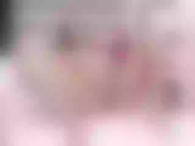 Live sex webcam photo for CarolaSallow #240999423
