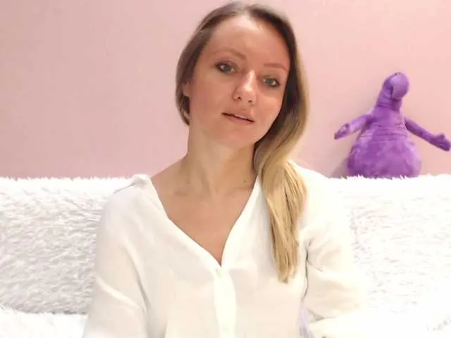 Live sex webcam photo for Gamora- #241754120