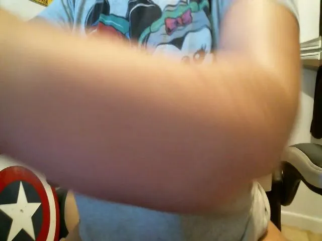 Live sex webcam photo for Bouncinbootie #254092071