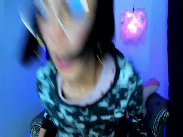 Live sex webcam photo for Angelsiinner #263658816