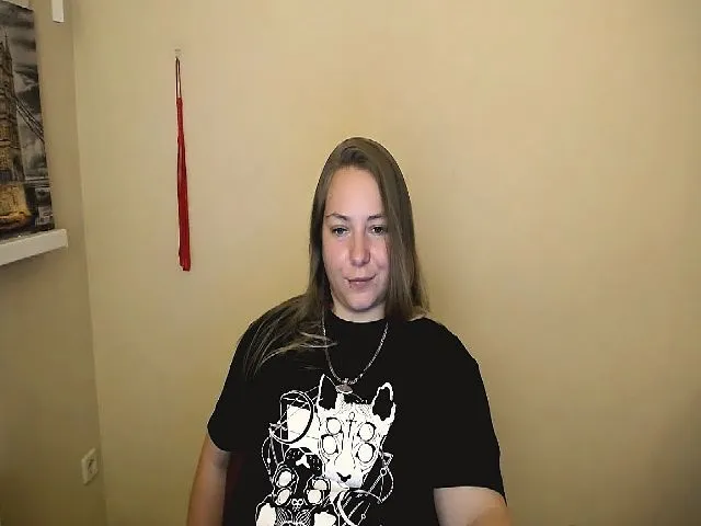 Live sex webcam photo for StellaJ_ #258785388