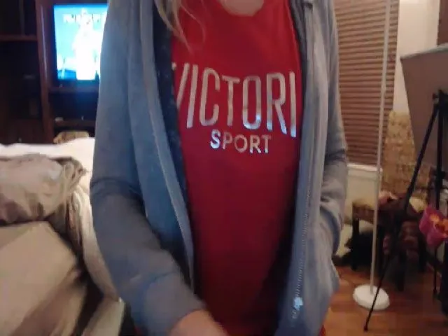 Live sex webcam photo for Autumn_Blonde #259656005