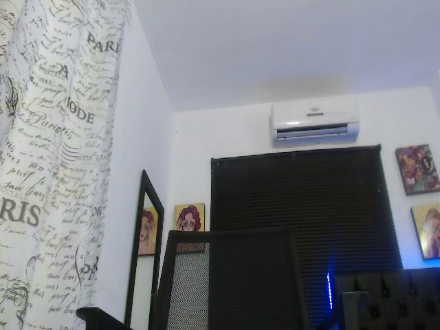 Live sex webcam photo for Andrea_acker #260091425