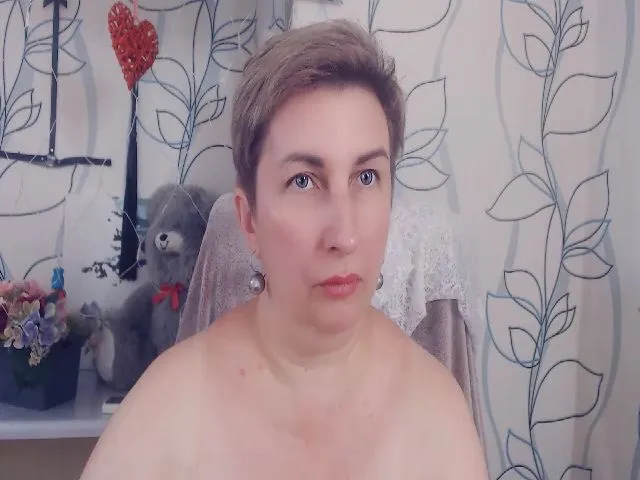 Live sex webcam photo for DepravedMadam #261884122