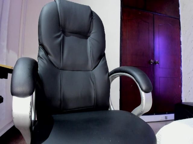 Live sex webcam photo for Marilyncruz__ #264376429