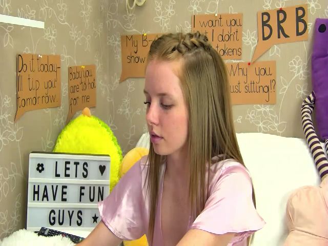 Live sex webcam photo for CaNaDaDi #254905632