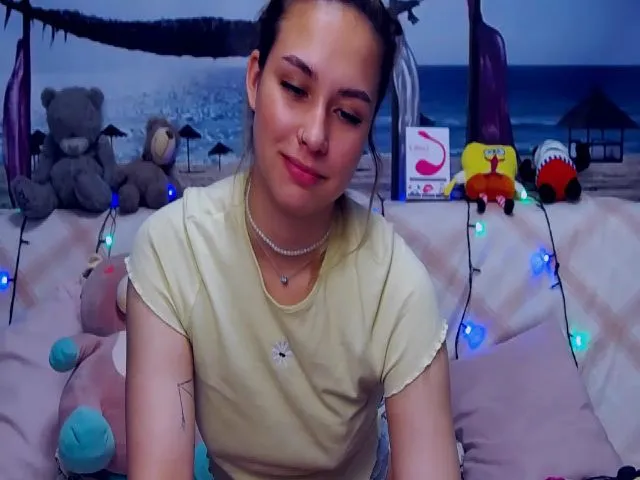 Live sex webcam photo for AlisMonrov18 #260464180