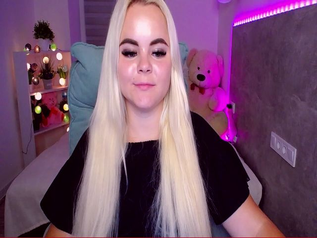 Live sex webcam photo for Jenni__fer #253549431