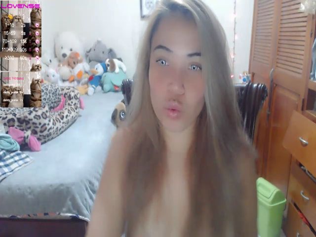 Live sex webcam photo for Meganhill_ #262286288