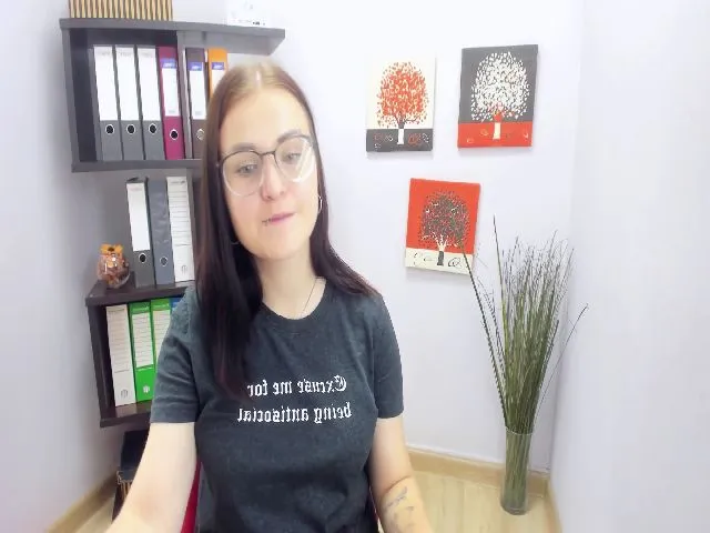Live sex webcam photo for EvaMild #262820233