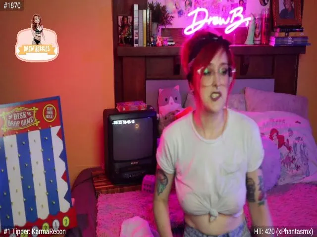 Live sex webcam photo for DrewBerries #253614870